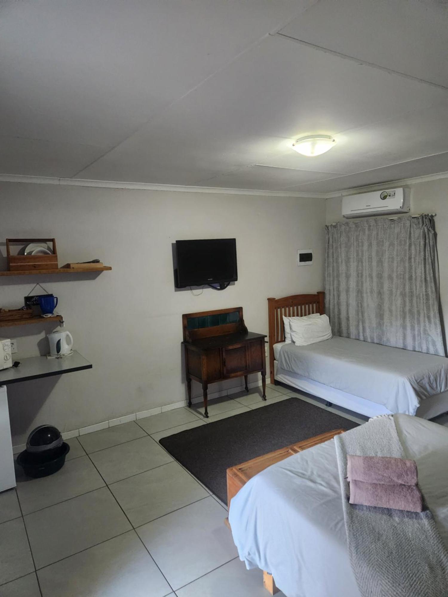 Mimosa Guesthouse Колсберг Экстерьер фото