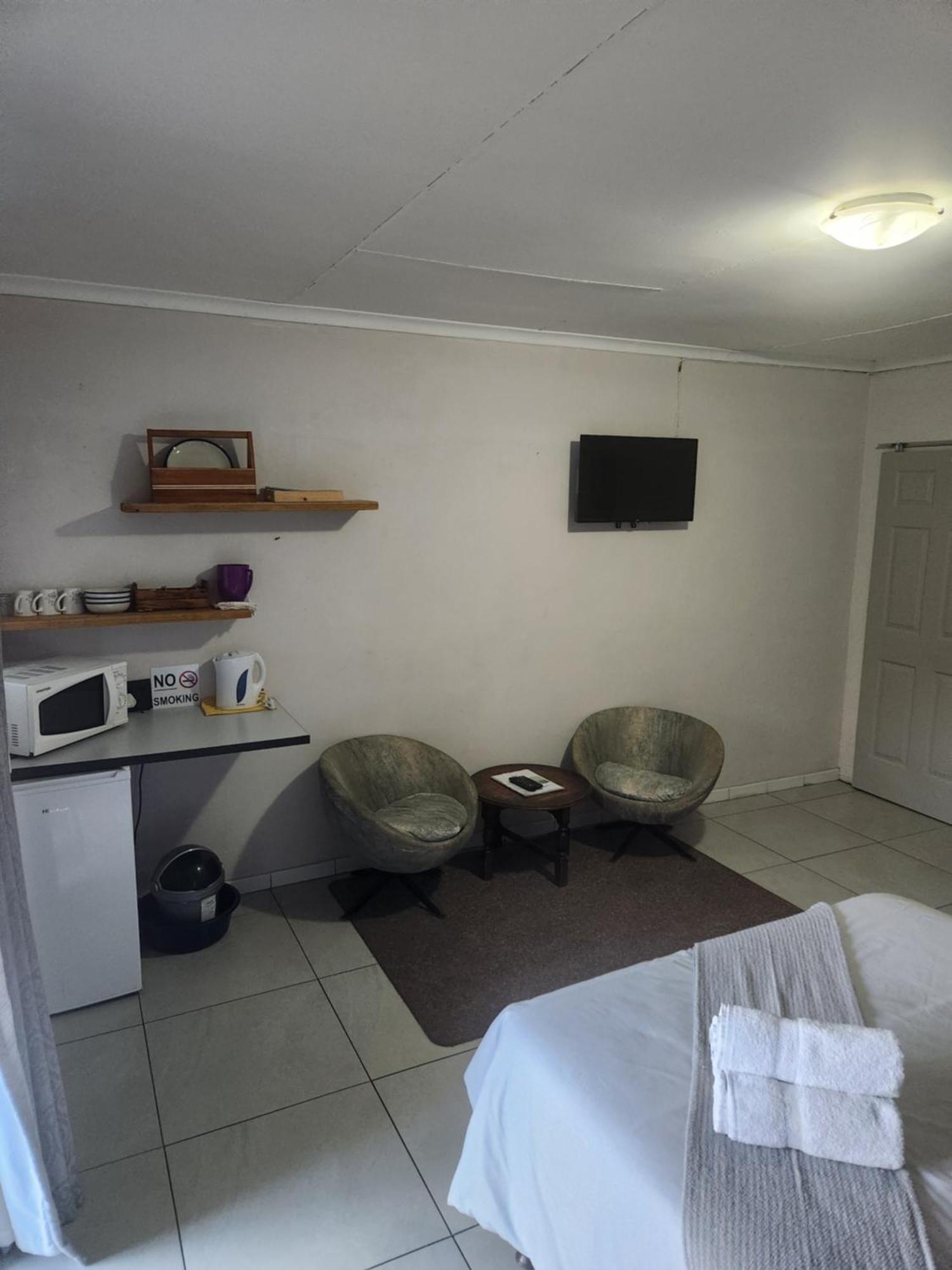 Mimosa Guesthouse Колсберг Экстерьер фото